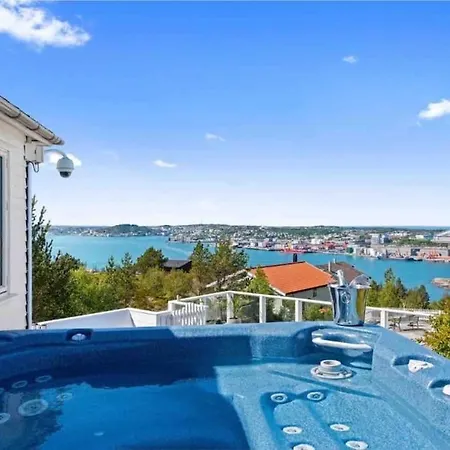 Freya With Stunning Sea View