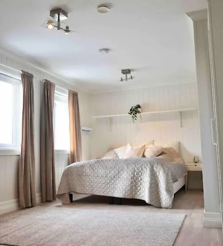 Freya With Stunning Sea View