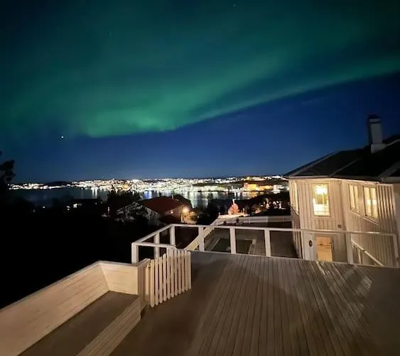 Freya With Stunning Sea View Villa